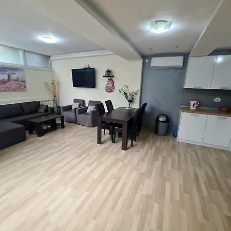 Fantastic Nights Apartman *